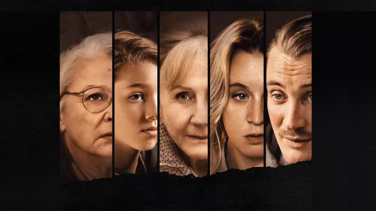 When Fall Is Coming Poster