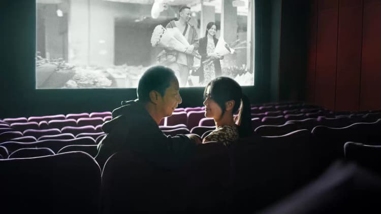 Falling in Love Like in Movies Poster