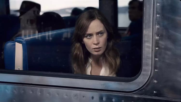 The Girl on the Train Poster
