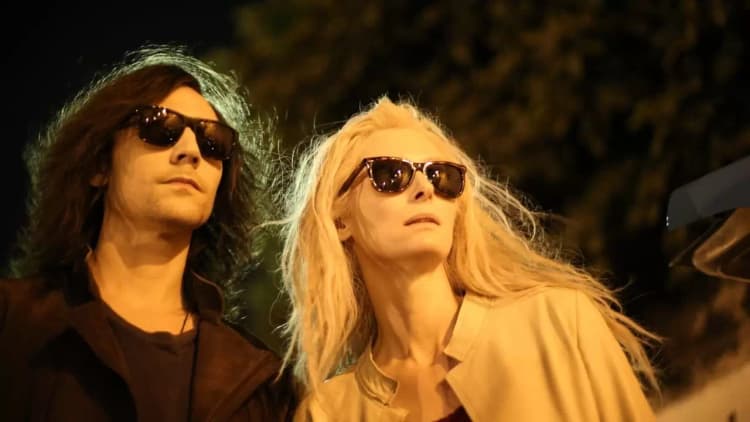 Only Lovers Left Alive Poster