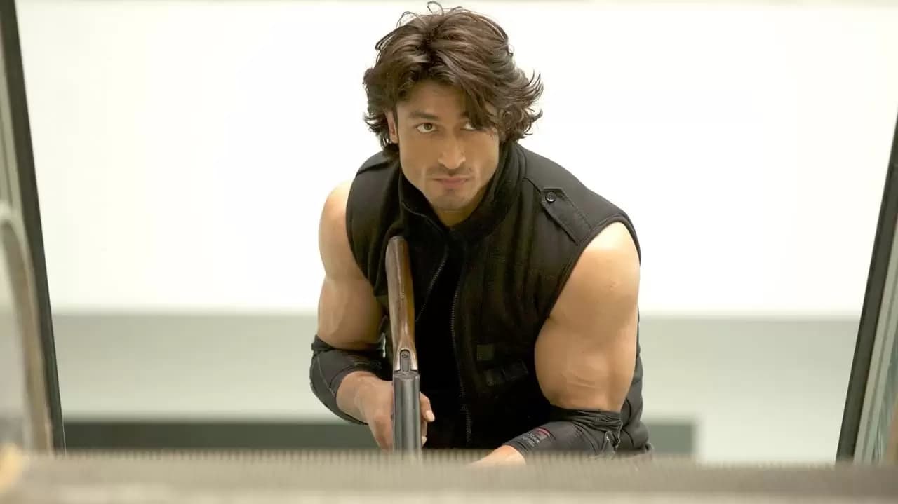 Commando 2 Backdrop