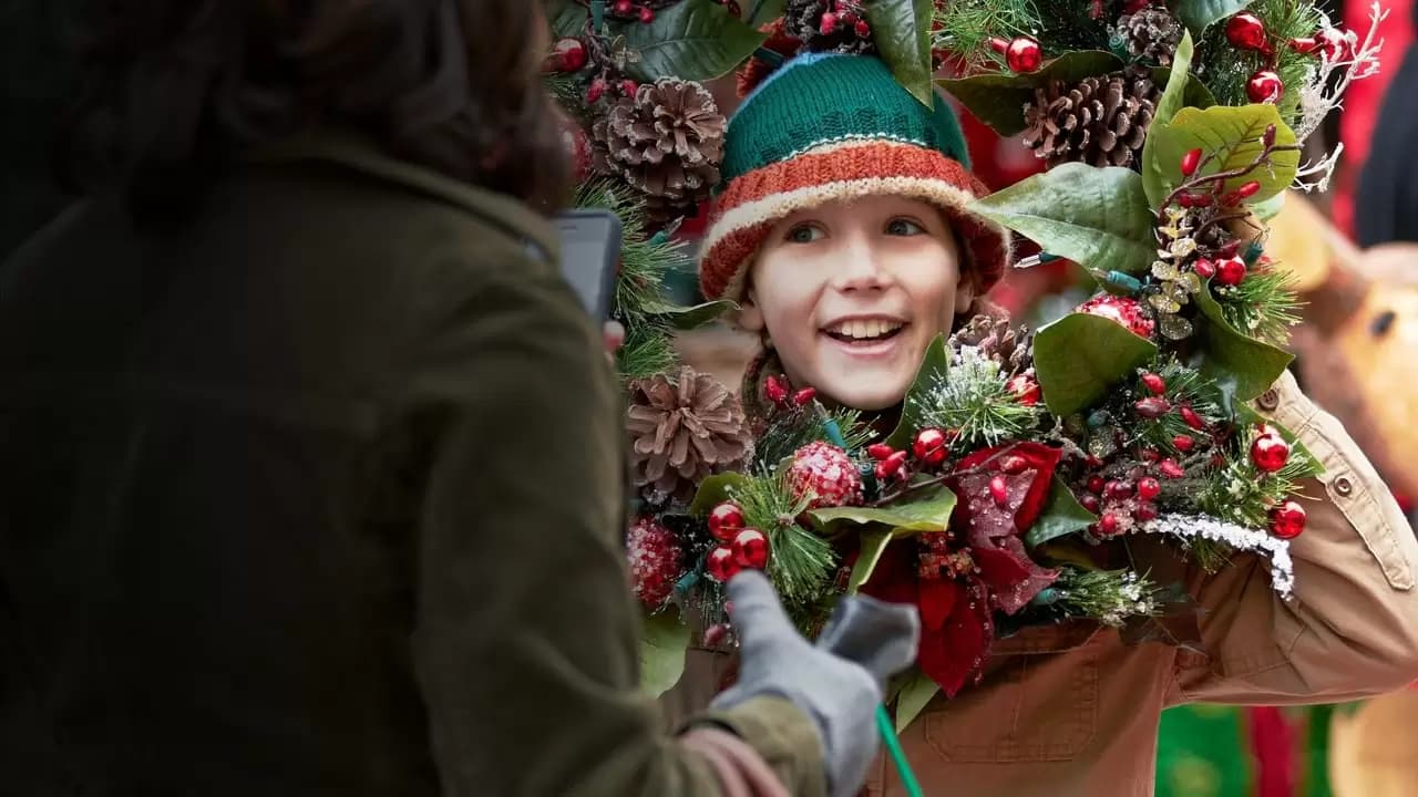 Home Alone: The Holiday Heist Backdrop