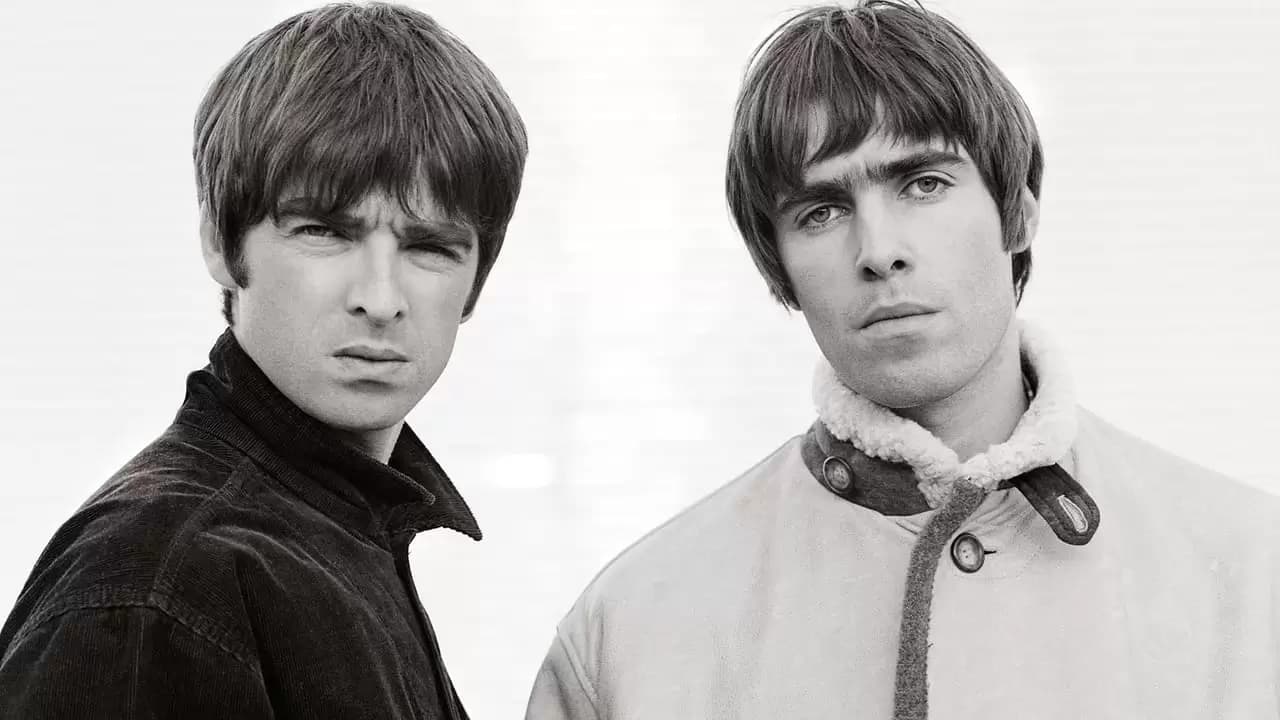 Oasis: Supersonic Backdrop