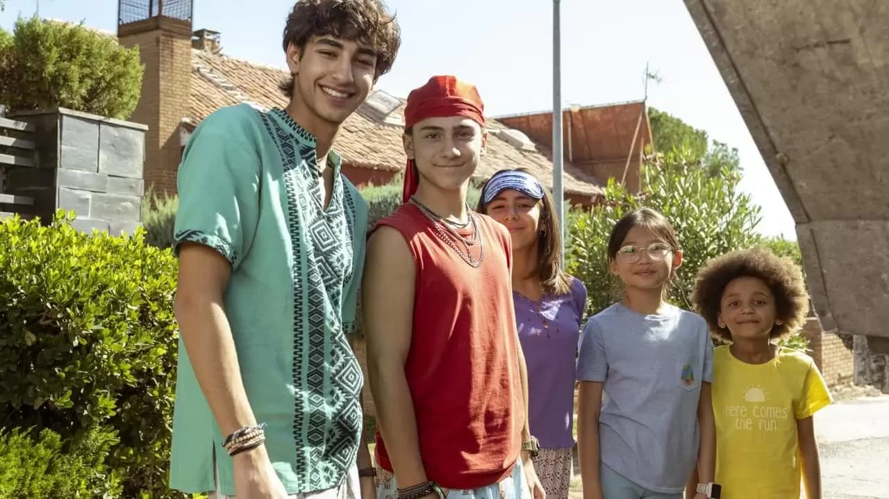 The Benetón Family Backdrop