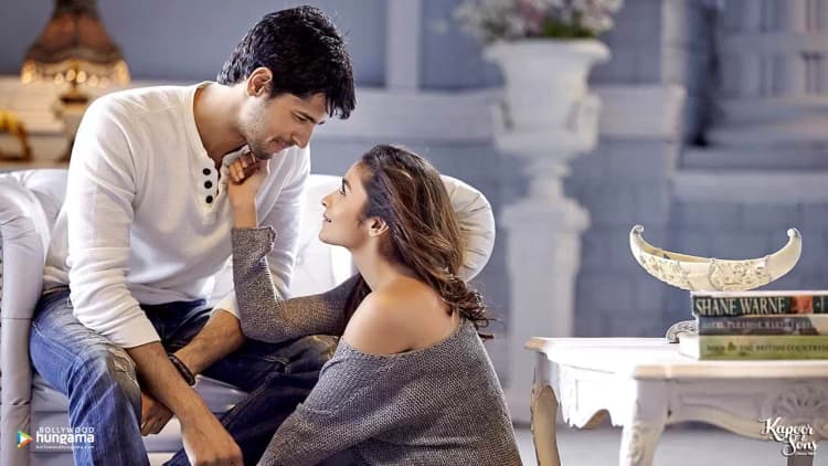 Kapoor & Sons Poster